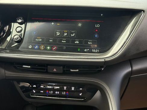 Used 2022 Buick Envision Preferred FWD image 12