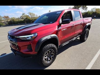 Used 2025 Chevrolet Colorado ZR2 w/ Technology Package