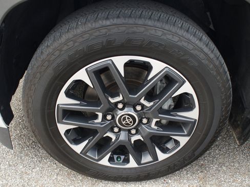 Used 2024 Toyota Sequoia Limited w/ Tow Technology Package AWD/4WD image 25