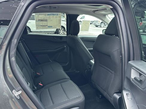 New 2025 Ford Escape Active w/ Tech Pack #1 FWD image 11
