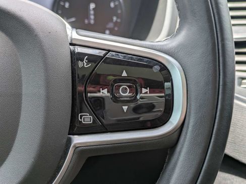 Used 2020 Volvo XC90 T6 Momentum AWD/4WD image 38