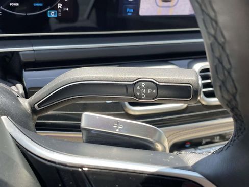 Used 2024 Mercedes-Benz GLS 450 4MATIC image 30