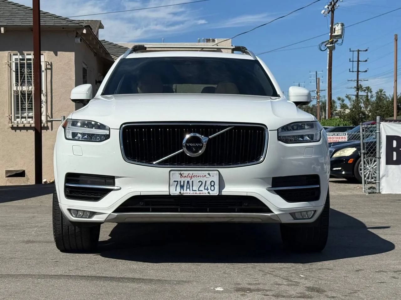 Used 2017 Volvo XC90 T6 Momentum w/ Vision Package AWD/4WD image 5