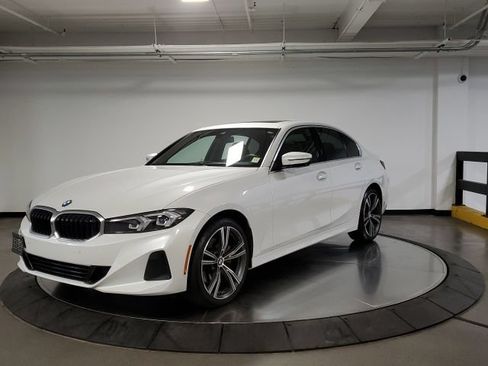 Used 2024 BMW 330i xDrive Sedan w/ Convenience Package AWD/4WD image 13