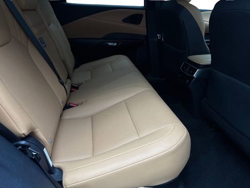 Used 2023 Lexus RX 350 Premium w/ Cold Area Package AWD/4WD image 39