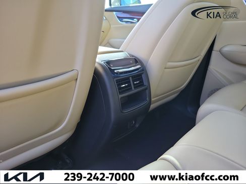 Used 2019 Cadillac XT5 Premium Luxury FWD image 14