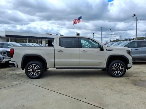 New 2026 GMC Sierra 1500 AT4 w/ AT4 Premium Package image 8