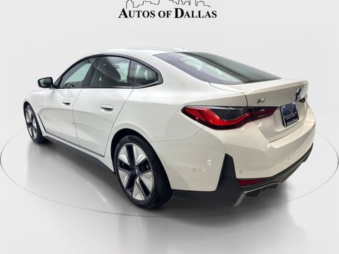 Used 2023 BMW i4 eDrive35 RWD image 9