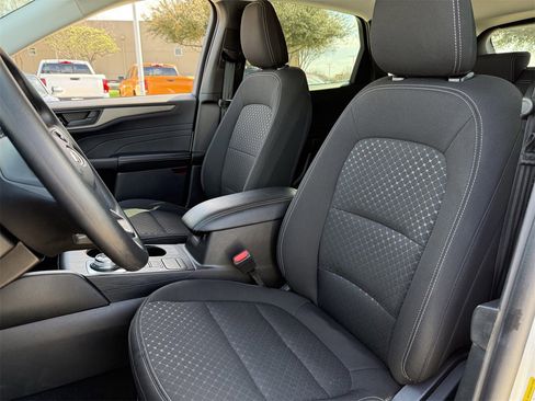 Used 2025 Ford Escape Active image 22