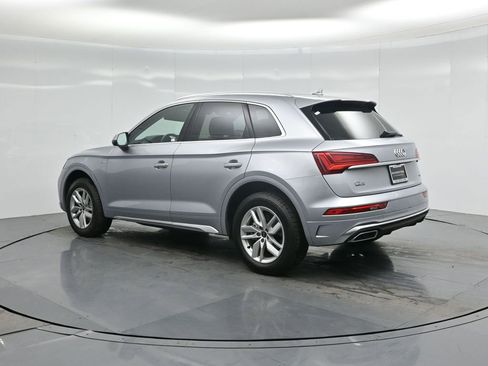 Used 2023 Audi Q5 2.0T Premium w/ Convenience Package image 7