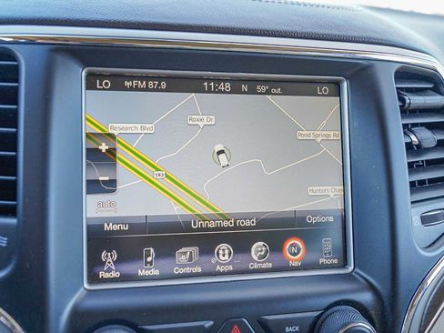 Used 2015 Jeep Grand Cherokee Overland image 18