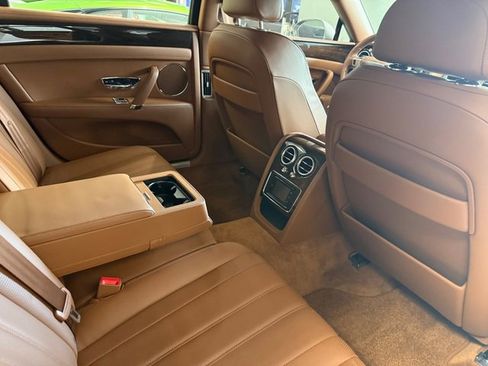 Used 2014 Bentley Flying Spur W12 AWD/4WD image 10