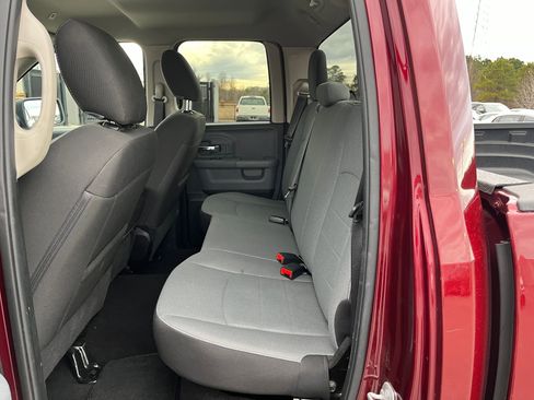 Used 2024 RAM 1500 Classic SLT image 25