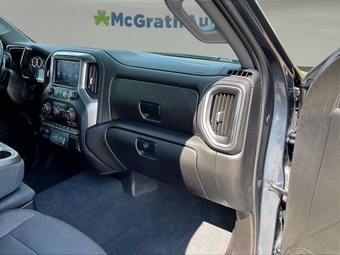 Used 2019 Chevrolet Silverado 1500 RST AWD/4WD image 29