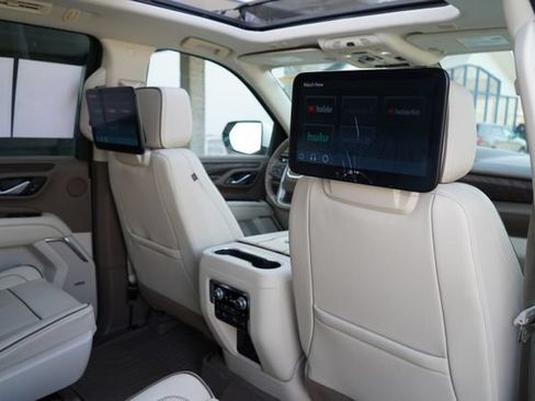 Used 2023 GMC Yukon Denali w/ Advanced Technology Package AWD/4WD image 80