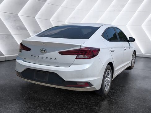 Used 2019 Hyundai Elantra SE w/ Cargo Package image 4