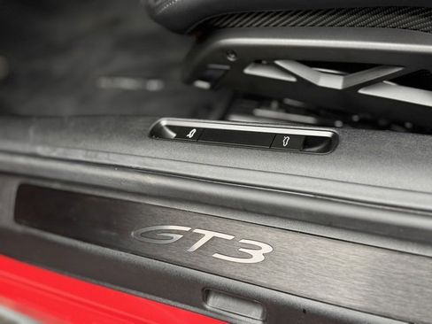 Used 2026 Porsche 911 GT3 image 15