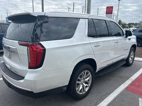 Certified 2022 GMC Yukon SLT w/ SLT Luxury Package image 7