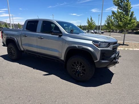 Used 2023 Chevrolet Colorado Trail Boss w/ Technology Package AWD/4WD image 7