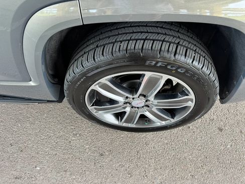 Used 2018 GMC Acadia Denali w/ Technology Package FWD image 35