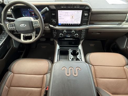 Used 2024 Ford F350 King Ranch AWD/4WD image 18