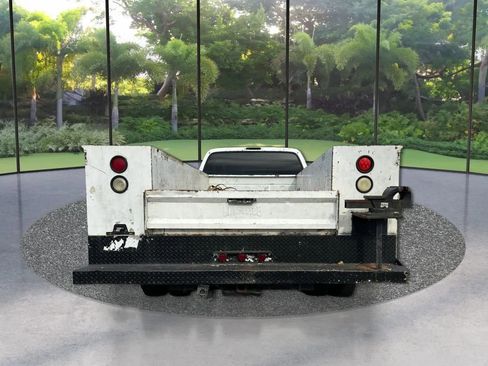 Used 2006 Ford F350 2WD Crew Cab DRW Super Duty image 6