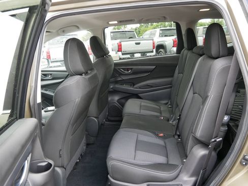 Used 2023 Subaru Ascent Premium w/ Convenience Package AWD/4WD image 11
