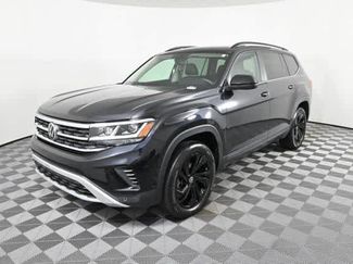 Certified 2022 Volkswagen Atlas SE w/ Panoramic Sunroof Package video 2