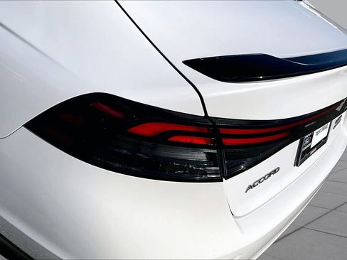 Used 2023 Honda Accord Sport image 28