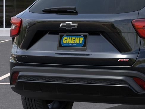 New 2026 Chevrolet Trax RS FWD image 14