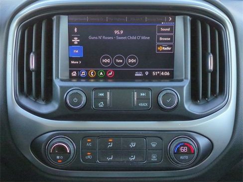 Used 2022 Chevrolet Colorado ZR2 w/ ZR2 Dusk Special Edition image 18