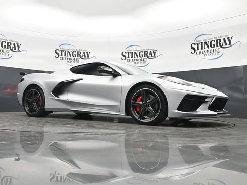Used 2026 Chevrolet Corvette Stingray Preferred Cpe w/ Z51 Performance Package RWD image 26