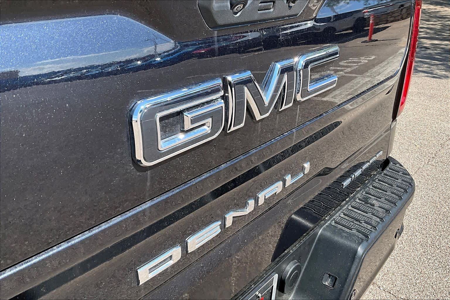 Used 2023 GMC Sierra 1500 Denali Ultimate AWD/4WD image 31