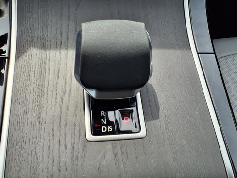 Certified 2025 Land Rover Range Rover Evoque S image 13