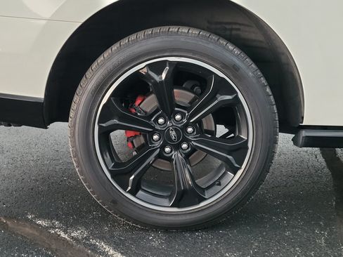 Used 2022 Ford Expedition Limited AWD/4WD image 10
