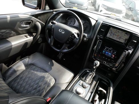 Used 2021 INFINITI QX80 Sensory w/ All-Season Package AWD/4WD image 9