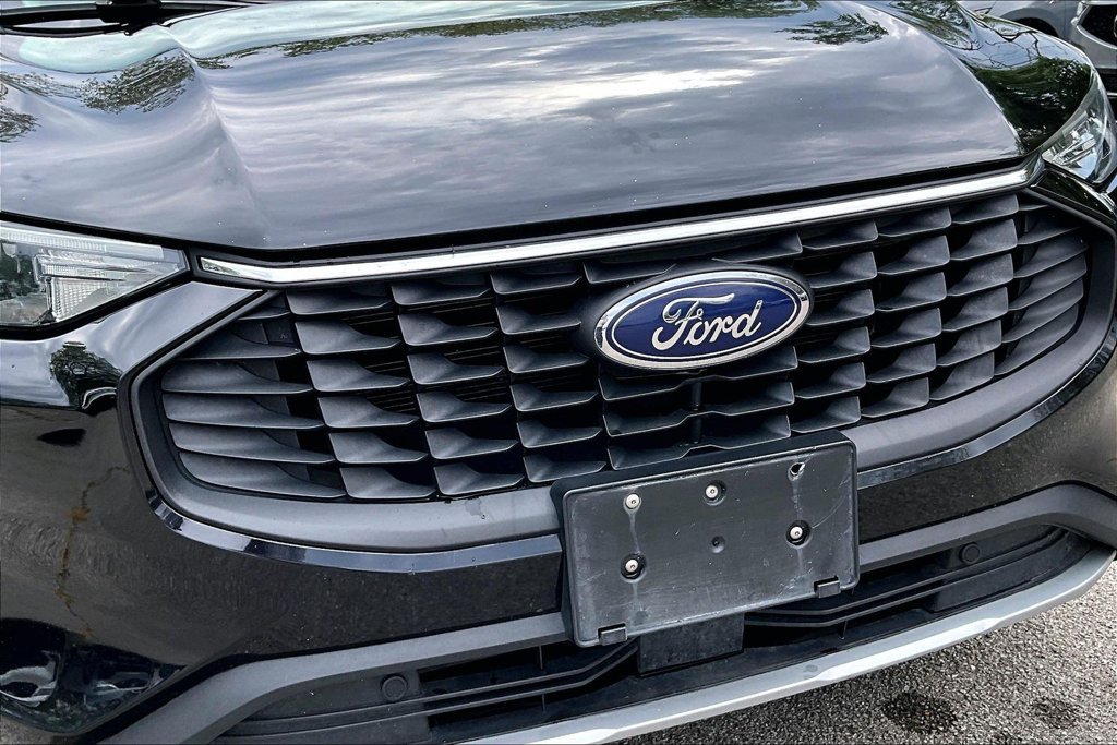 Used 2024 Ford Escape Active AWD/4WD image 37