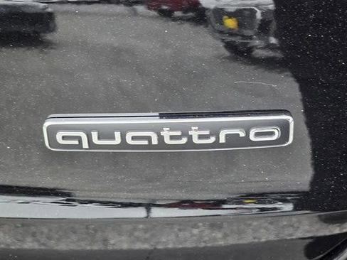 New 2025 Audi Q3 2.0T Premium image 28