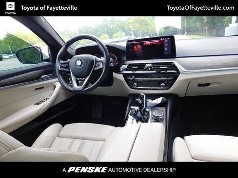 Used 2021 BMW 530i xDrive w/ Convenience Package AWD/4WD image 7