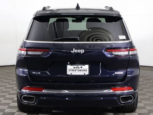 Used 2024 Jeep Grand Cherokee L Overland w/ Advanced Protech Group III AWD/4WD image 17