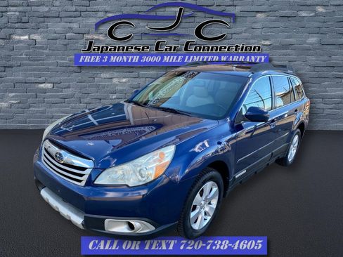 Used 2011 Subaru Outback 3.6R Limited w/ PWR Moonroof Pkg image 4
