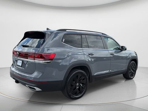New 2026 Volkswagen Atlas SE FWD image 5