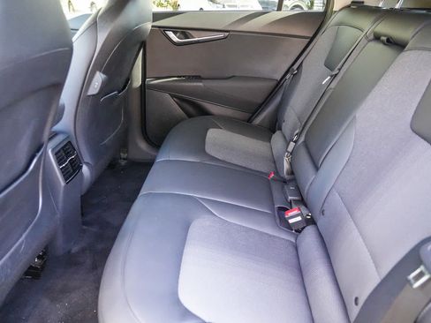 Used 2023 Kia Niro Wind w/ Wind Preserve Package FWD image 18