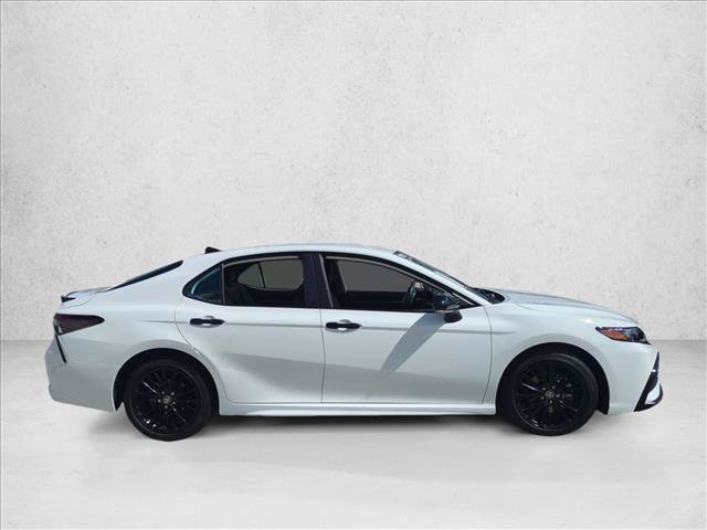 Certified 2022 Toyota Camry SE w/ Convenience Package FWD image 4