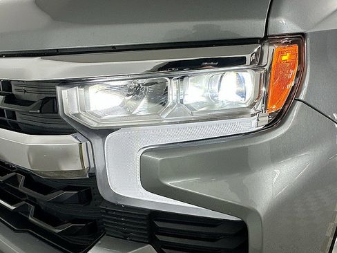 Used 2025 Chevrolet Silverado 1500 LT image 29