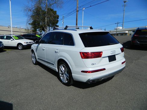 Used 2017 Audi Q7 3.0T Prestige image 6