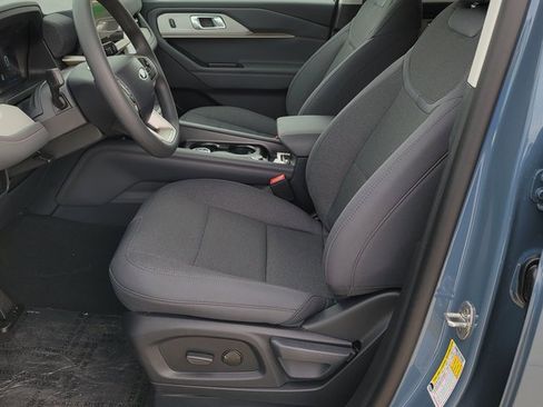 New 2026 Ford Explorer Active image 6