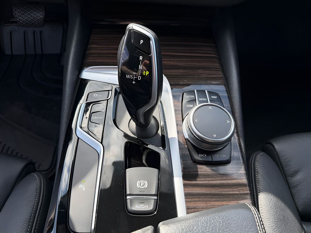 Used 2019 BMW 530i xDrive w/ Convenience Package AWD/4WD image 57