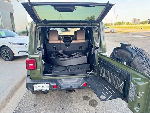 Used 2021 Jeep Wrangler Unlimited Sahara AWD/4WD image 40