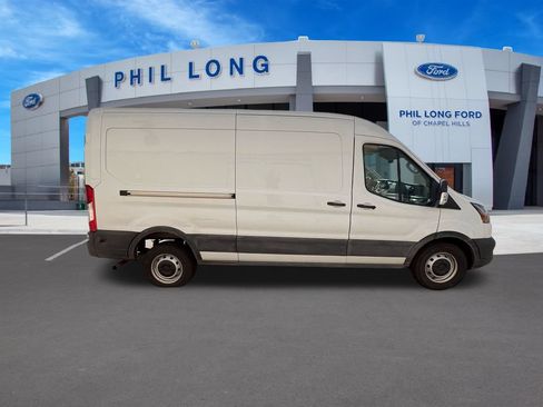 Used 2020 Ford Transit 250 Medium Roof RWD image 7